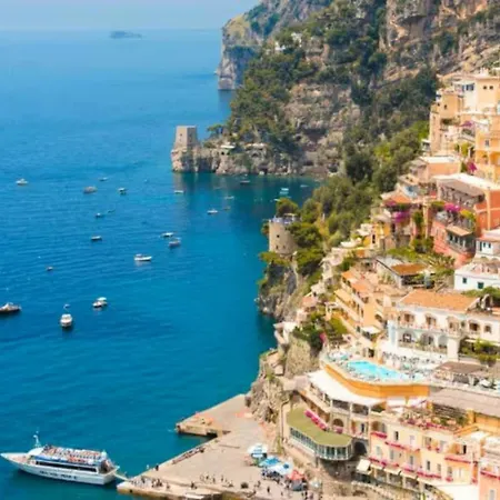 Louis House Ad Per Amalfi Positano Pompei Agerola